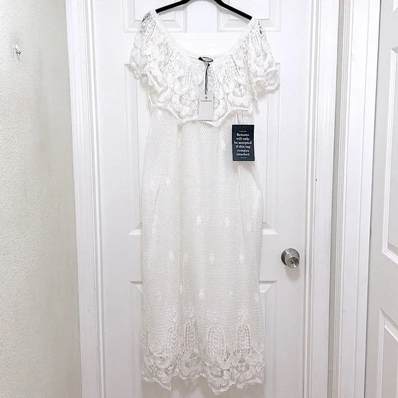 unitedwood iris lace dress BLUE BEADED LACE DRESS | CULT MIA